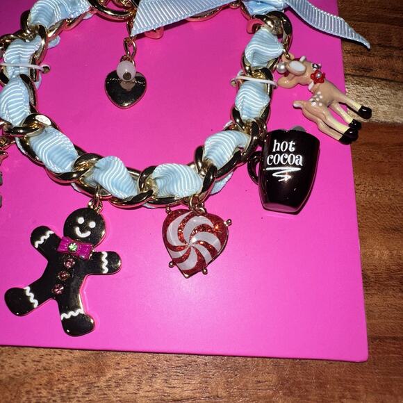 Betsey Johnson Women’s Charm Bracelet Christmas Inspired - Picture 5 of 8